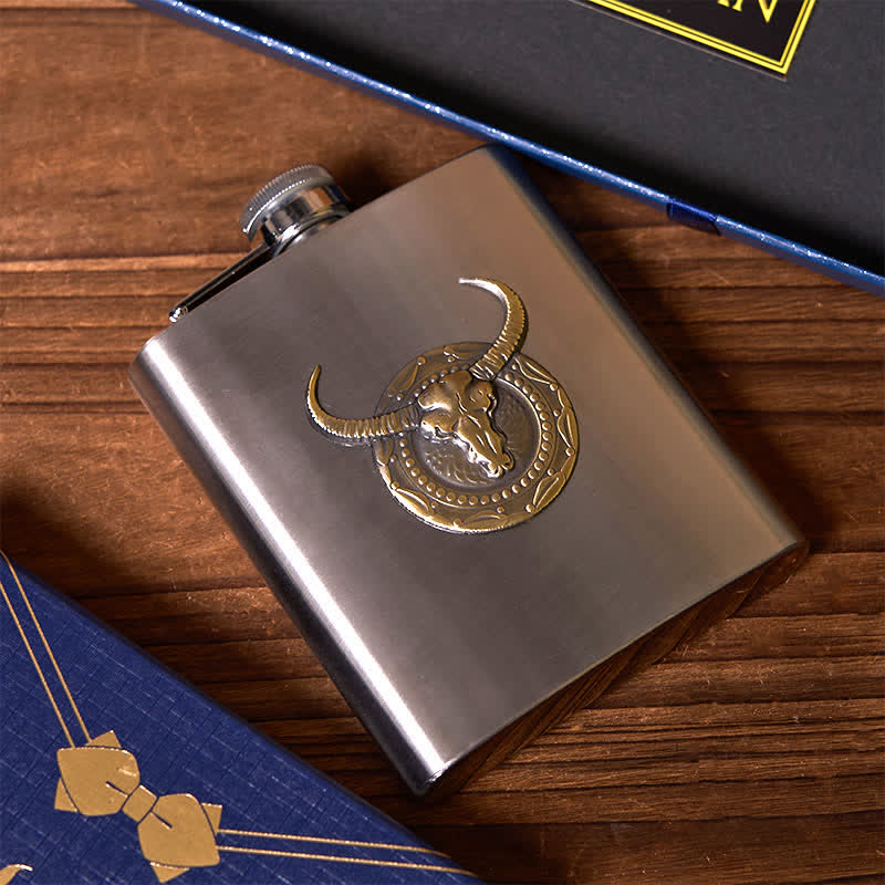 2Pcs Silver Bull Flask ACE of Spades Lighter Groomsmen Gift Box - Image 3
