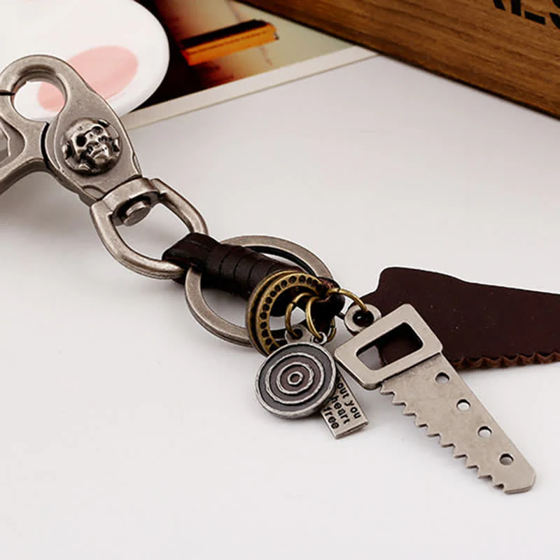 Creative Saw Carved Skull Leather Keychain - Image 4