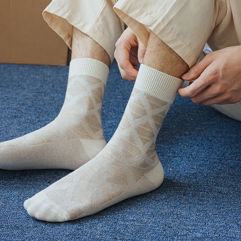 Diamond Pattern Fashion Plaid Knitting Cotton Crew Socks - Image 17