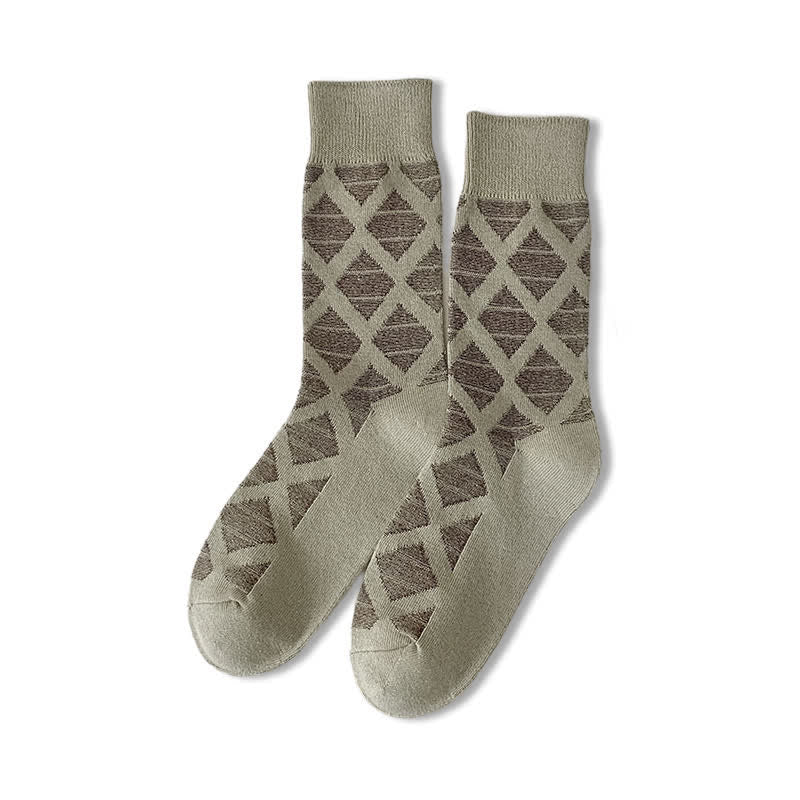 Diamond Pattern Fashion Plaid Knitting Cotton Crew Socks - Image 18