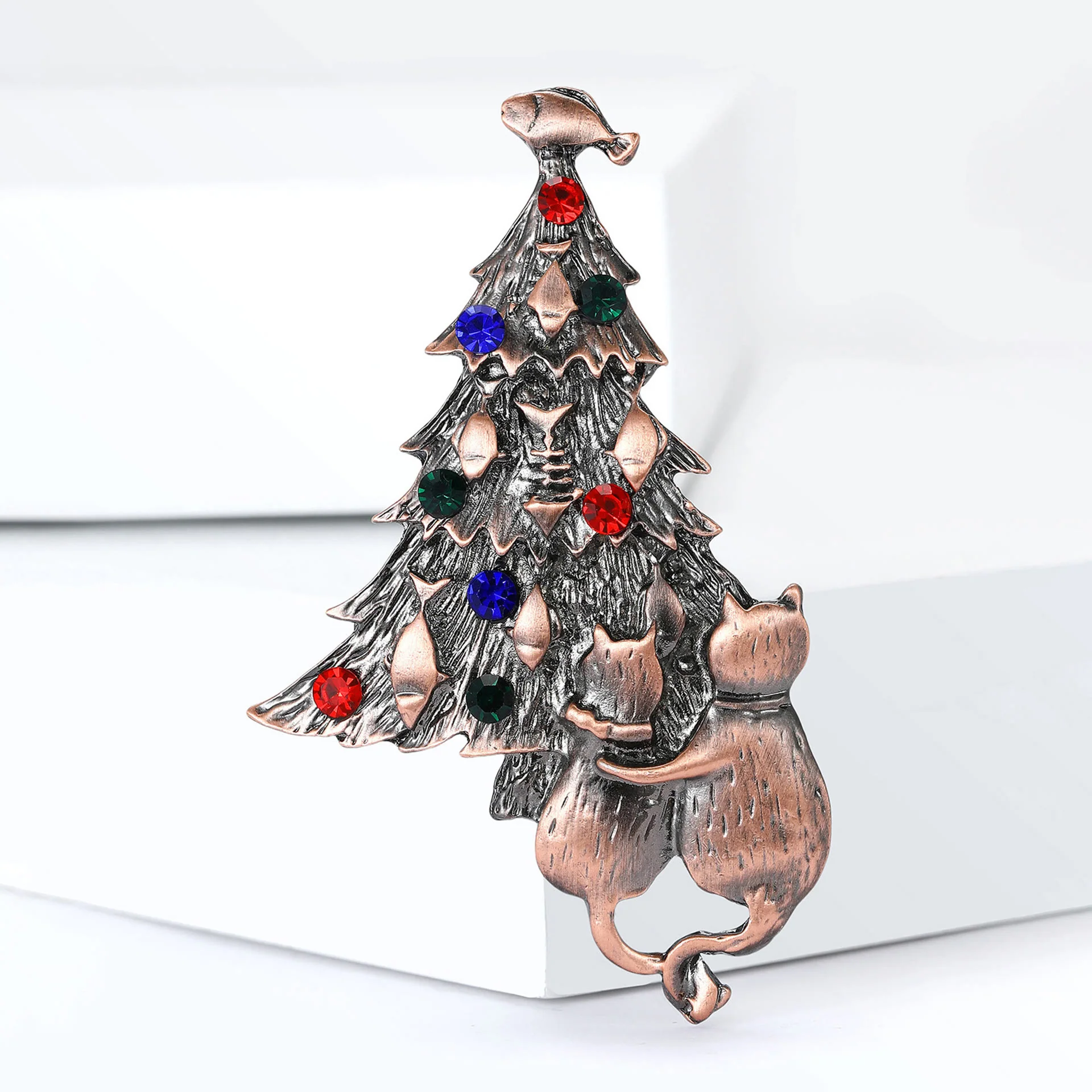 Festive Enamel Christmas Tree with Cat and Fish Dual-Tone Brooch - Image 6