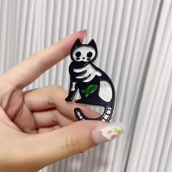 Halloween Handmade Petite Cat Acrylic Brooch - Image 3