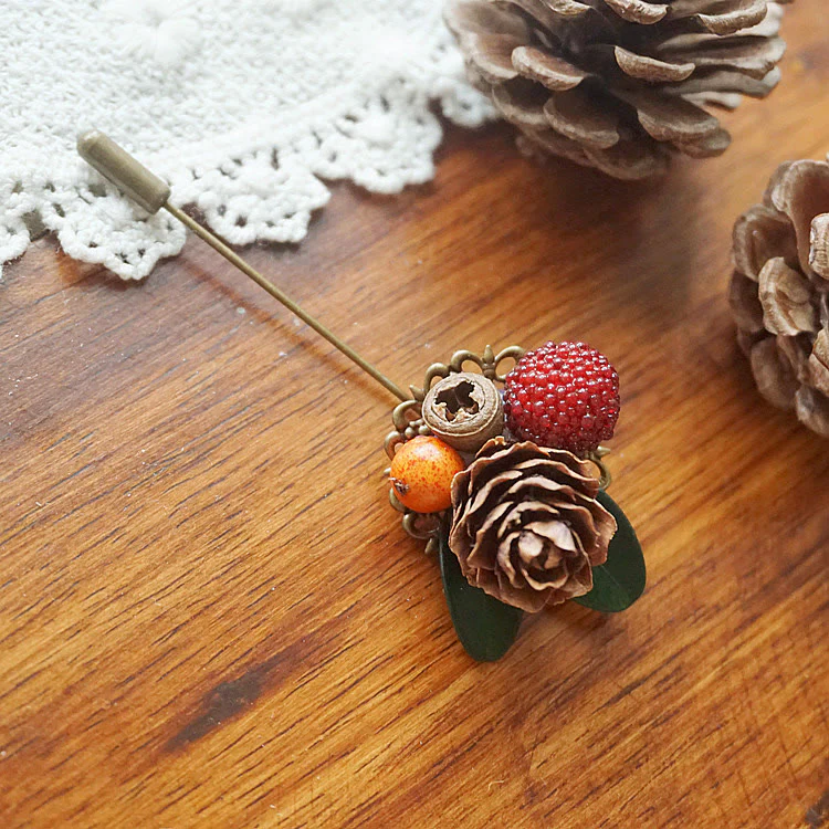 Handmade Creative Forest Simulation Pinecone Brooch - Image 3