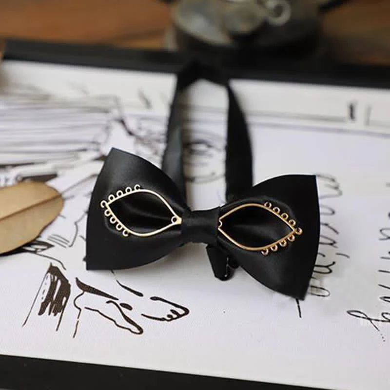 Men's Boldness Golden Eyes Bow Tie - Image 3