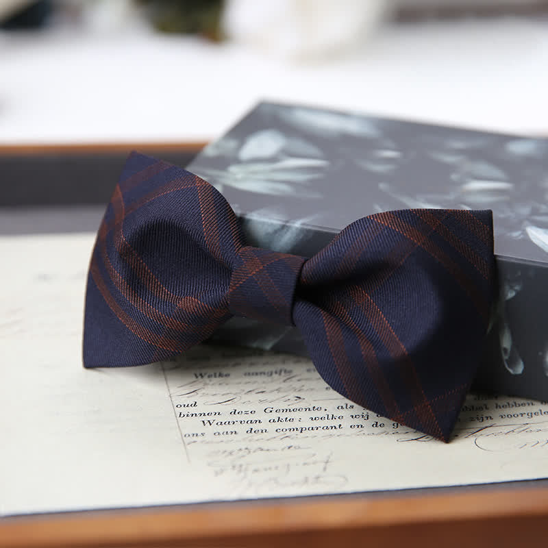 Men's British Style Classic Plaid Bow Tie - Image 13