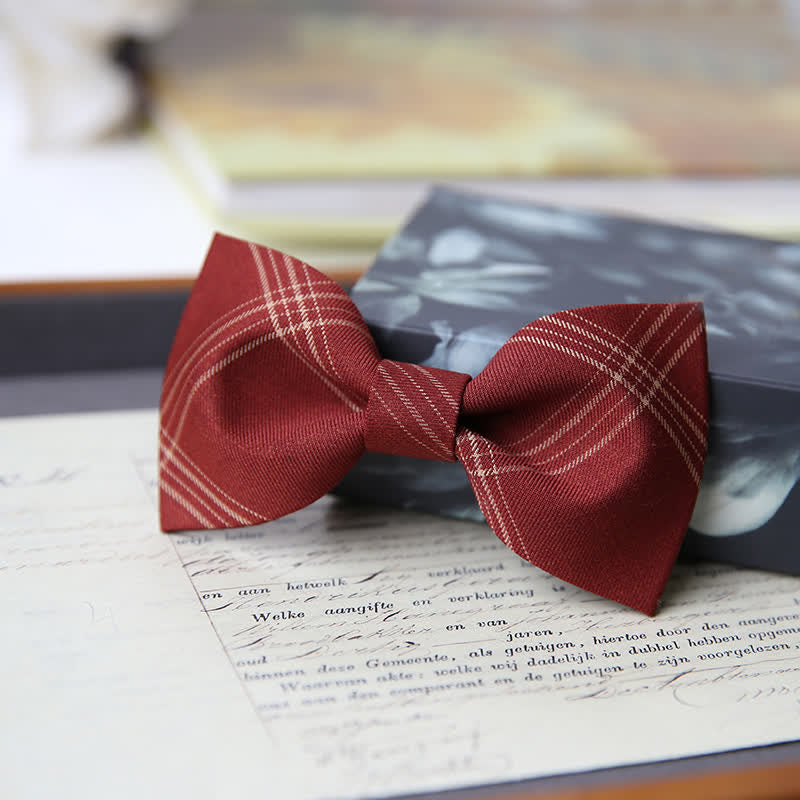 Men's British Style Classic Plaid Bow Tie - Image 3