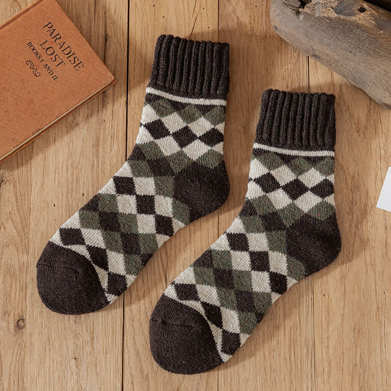 Men's Characteristic Plaid Pattern Winter Crew Socks - Image 10