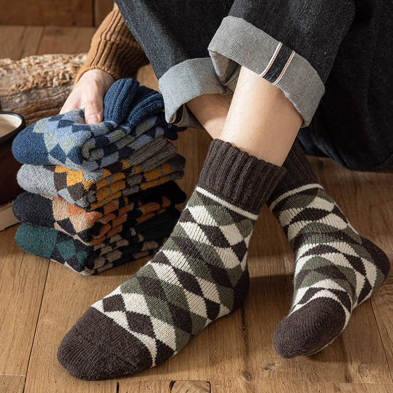 Men's Characteristic Plaid Pattern Winter Crew Socks - Image 2