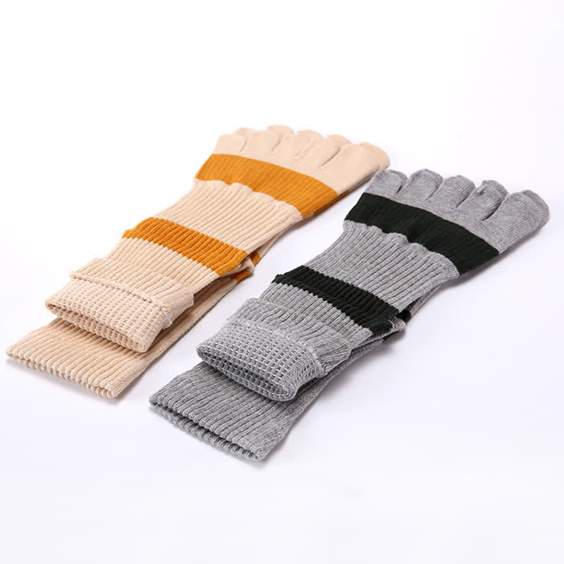 Men's Color Matching Five Fingers Crew Socks - Image 9