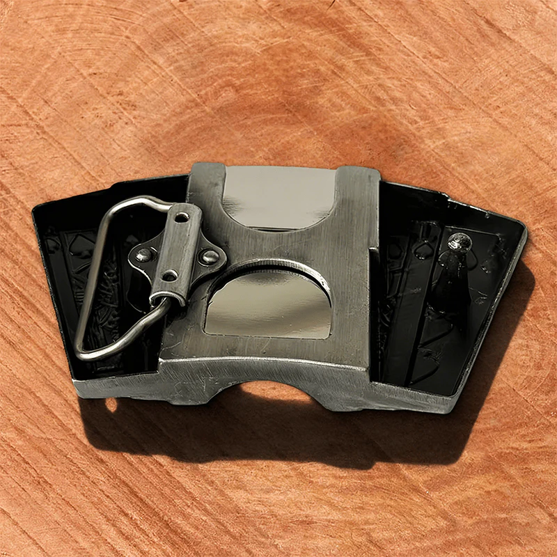 Men's DIY Poker Flush Leather Belt with Hidden Lighter - Image 5