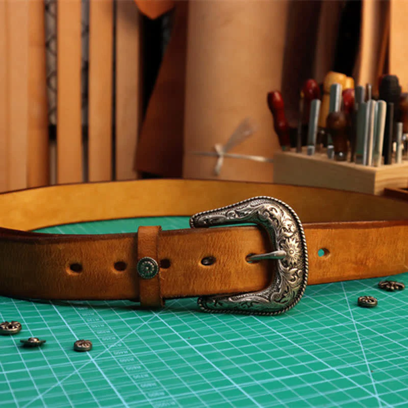Men's Elegant Carved Flower Buckle Leather Belt - Image 2