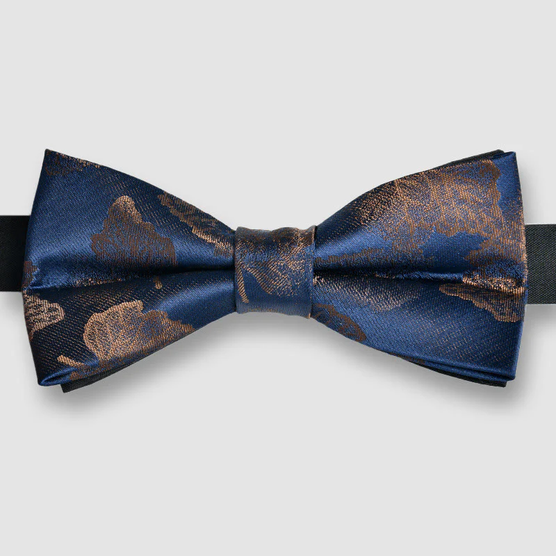 Men's Ornate Patterned Lustrous Fabric Bow tie - Image 2