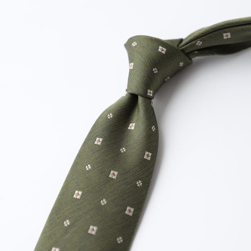 Men's Quiet Spring Green Necktie - Image 2