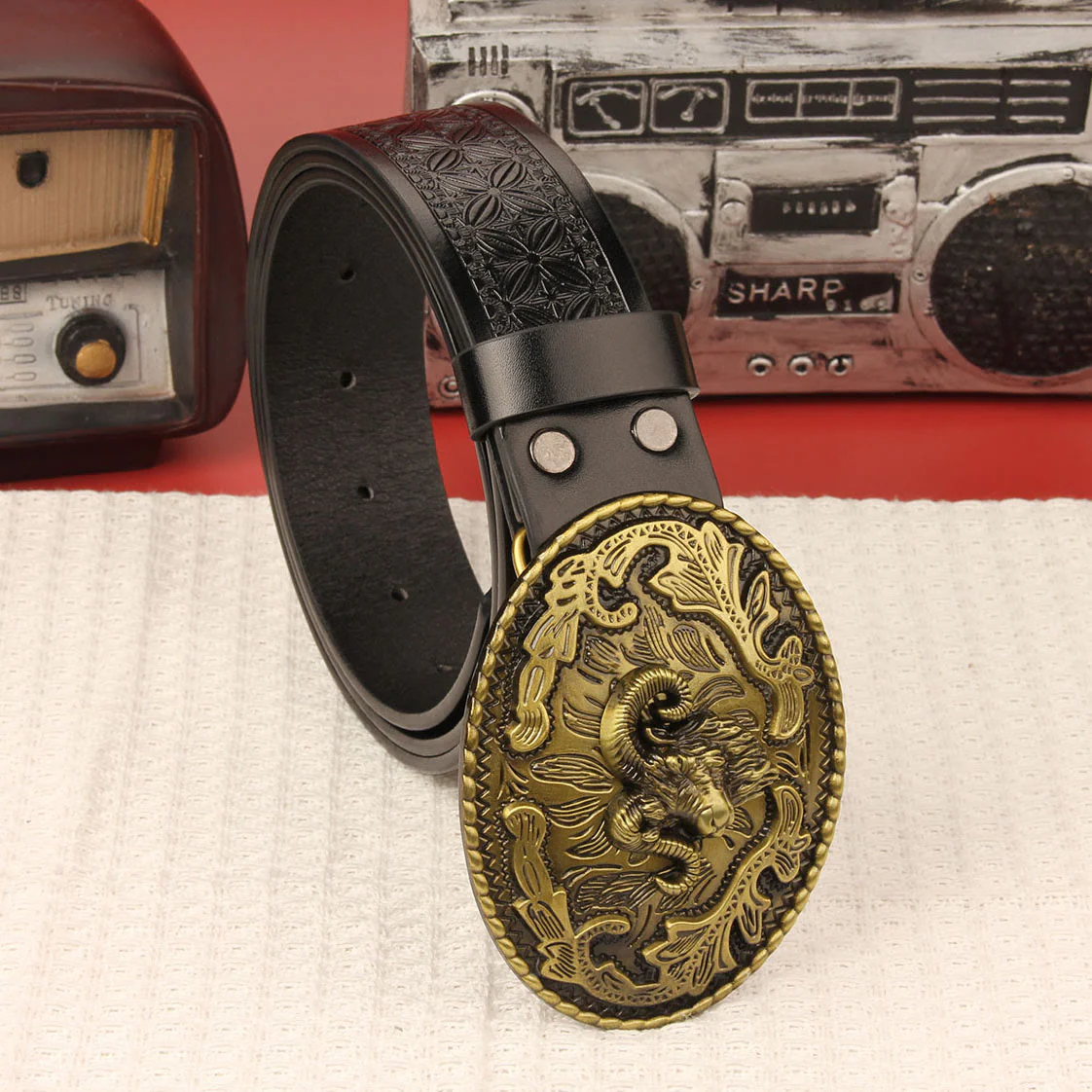 Men's Retro Ram Head Emblem Leather Belt - Image 4