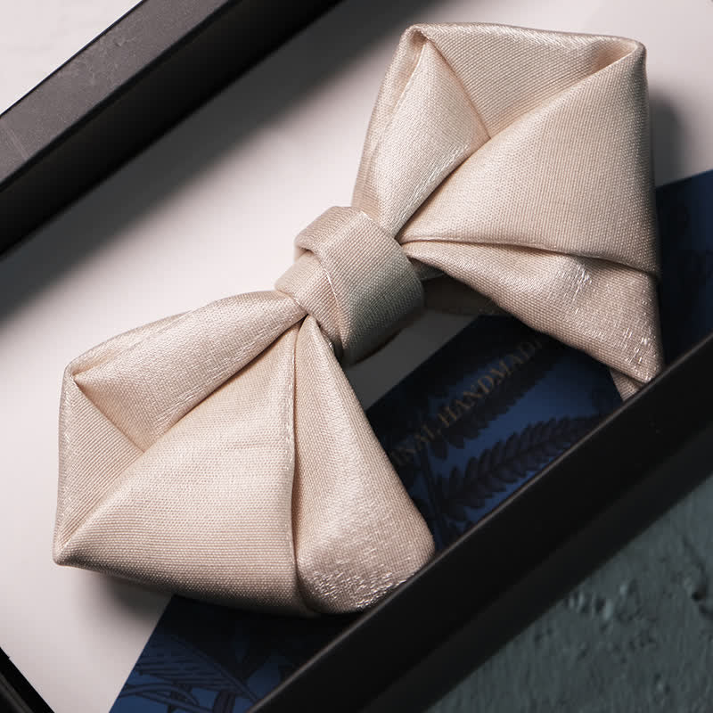 Men's Timeless Folded Diamond Shaped Bow Tie - Image 3