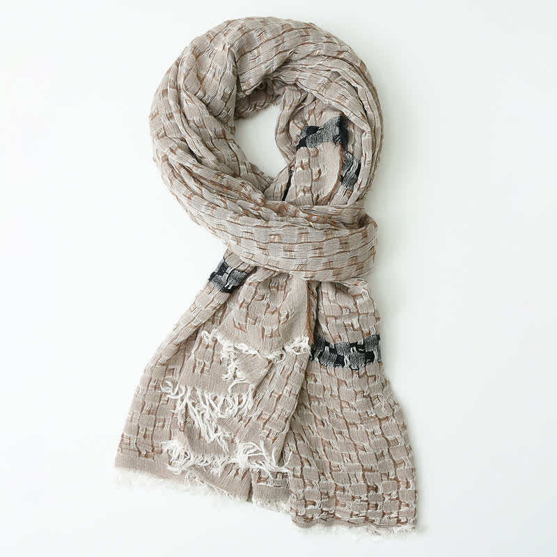 Men's Unique Crinkly Checkered Tassel Scarf - Image 8