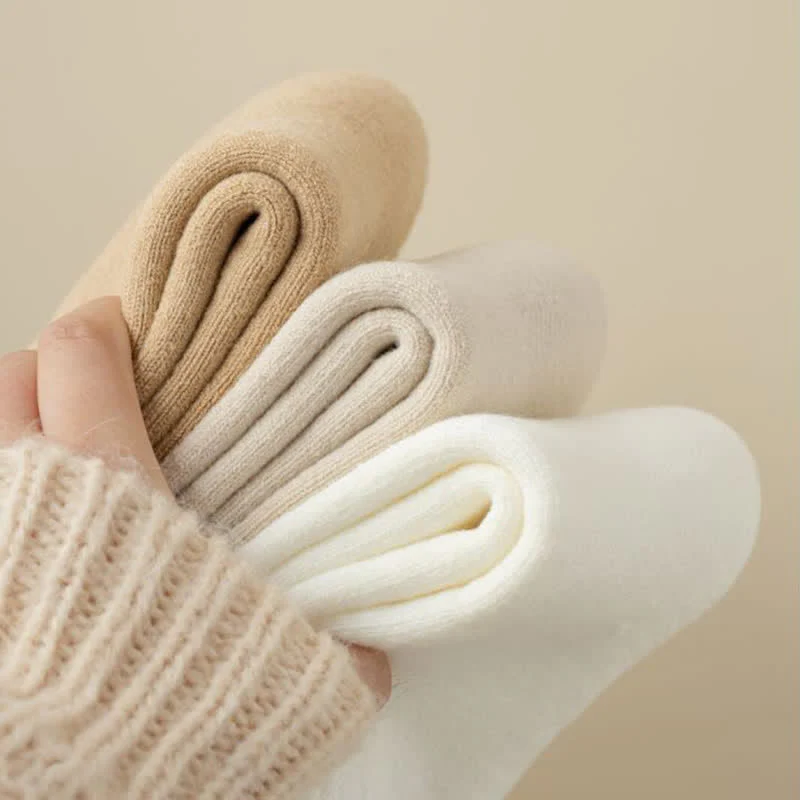 Men's Winter Warm Solid Color Cashmere Crew Socks - Image 13