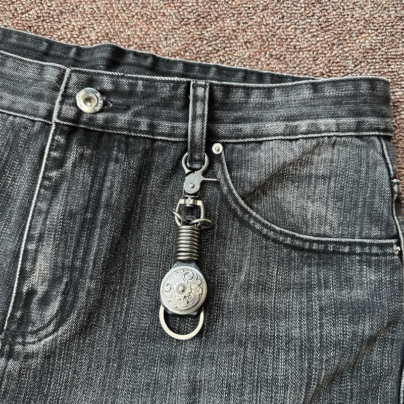 Punk Style Carved Flower Leather Keychain - Image 3