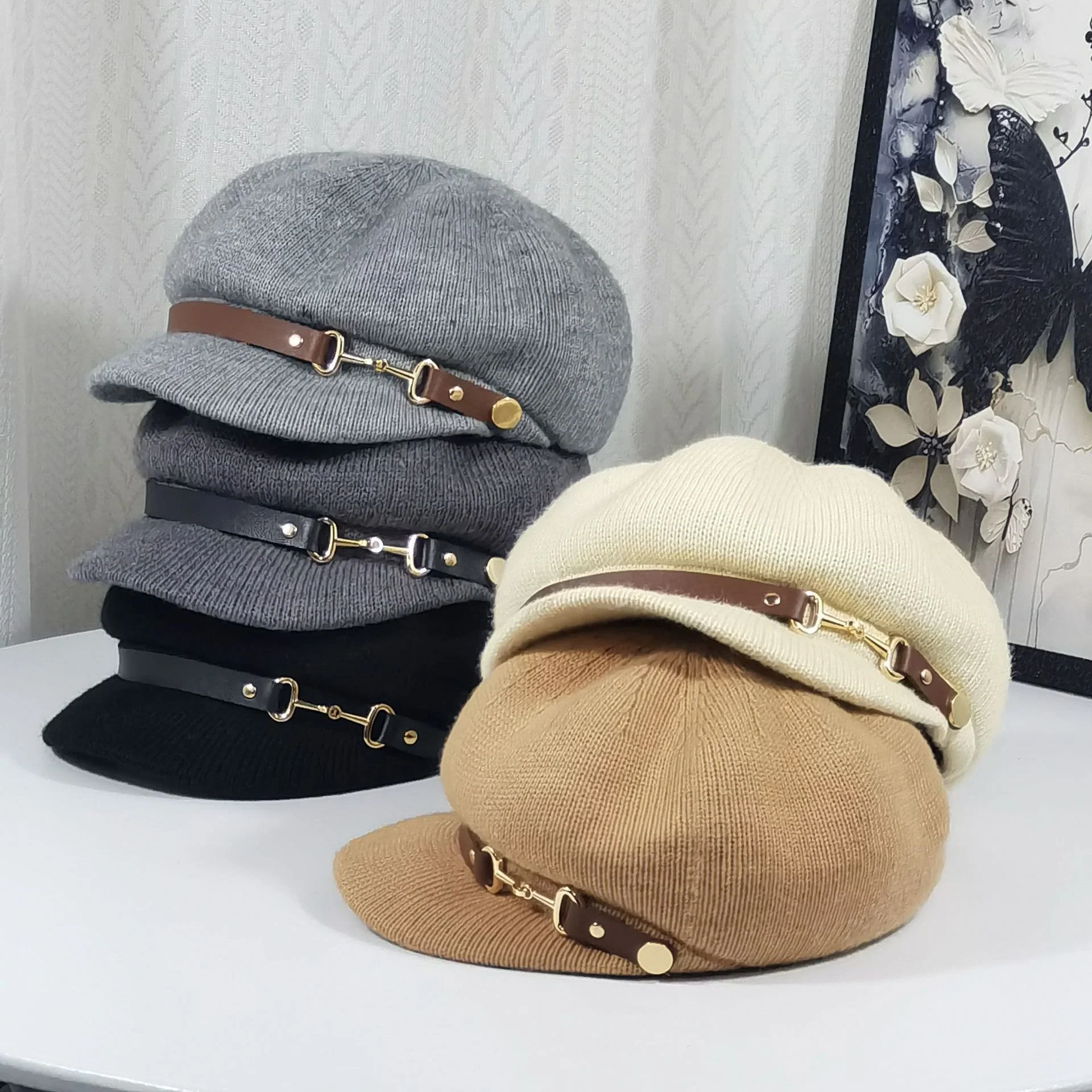 Retro British Style Women's Beret Knitted Hat - Image 2