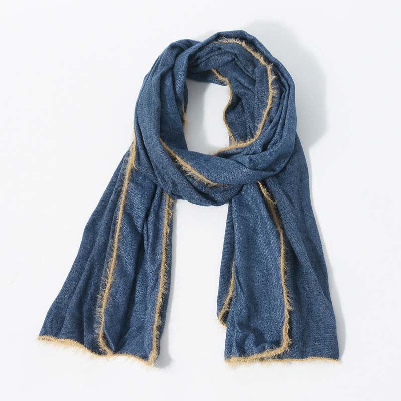 Retro & Chic Solid Color Scarf With Furry Trim - Image 6