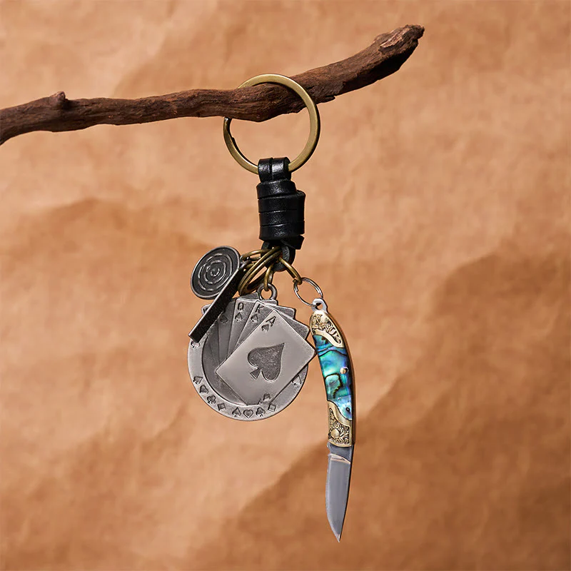 Retro Poker Pendant With Shell Texture Folding Knife Keychain - Image 4