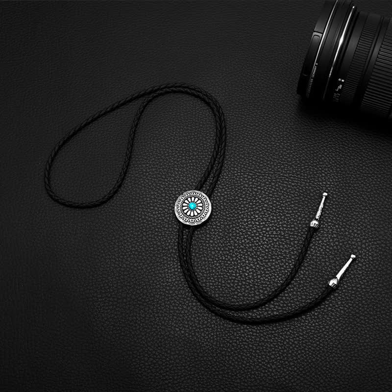 Round Turquoise Stone Centerpiece Bolo Tie - Image 2