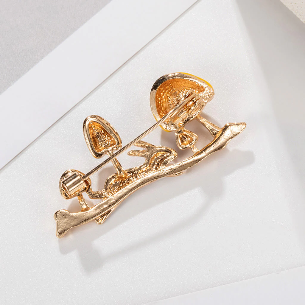 Running Rabbit And Mushroom Brooch Cute Shirt Accessories - Image 4