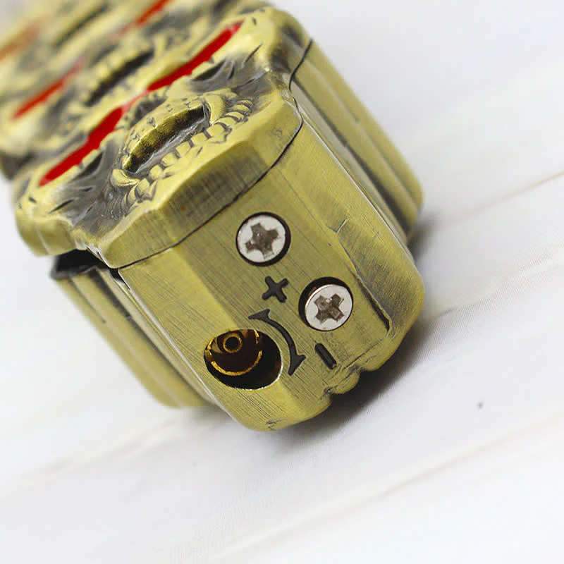 Triple Skull Head Refillable Butane Lighter With Knife - Image 10