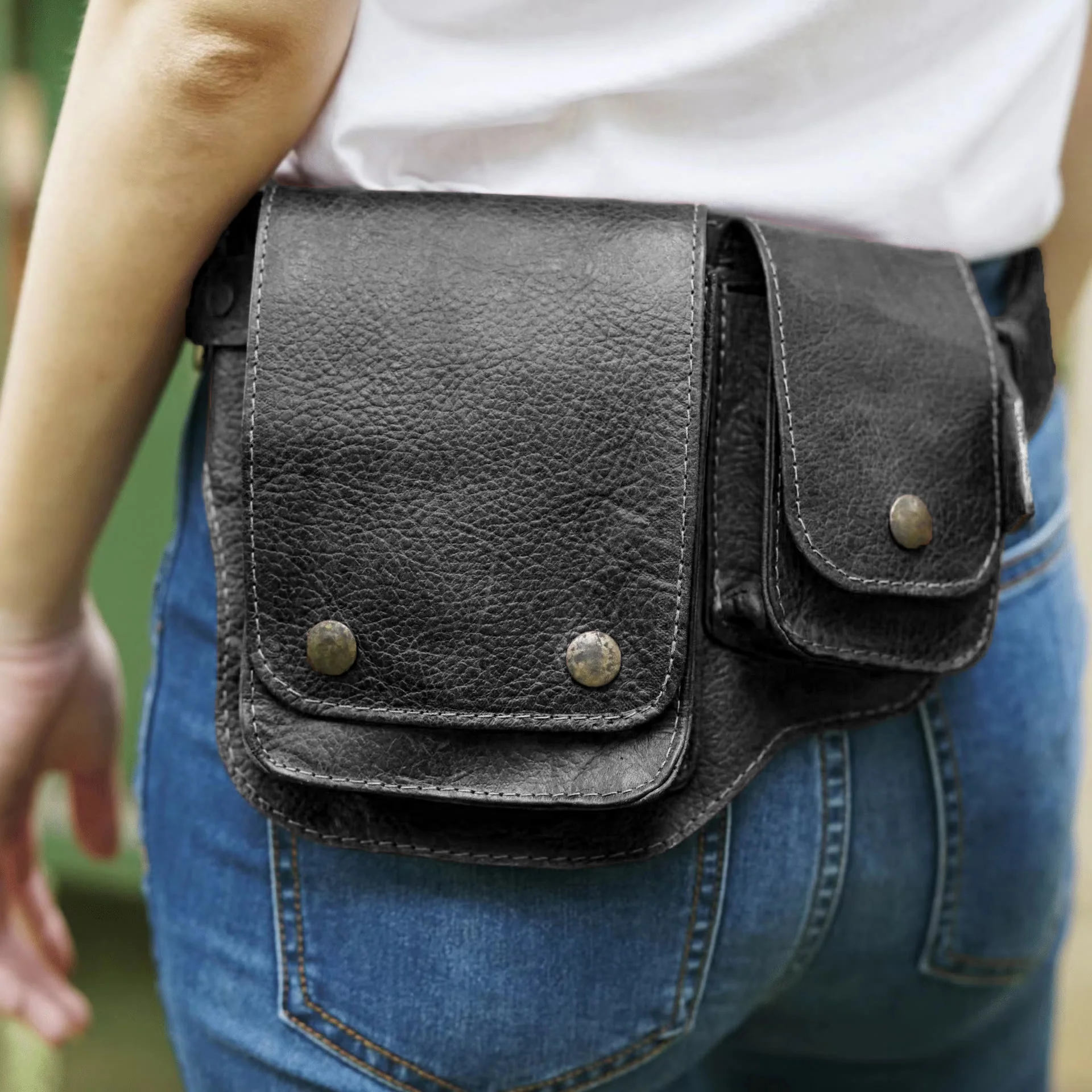 Unisex Retro Phone-Storage Button Leather Belt Bag - Image 2