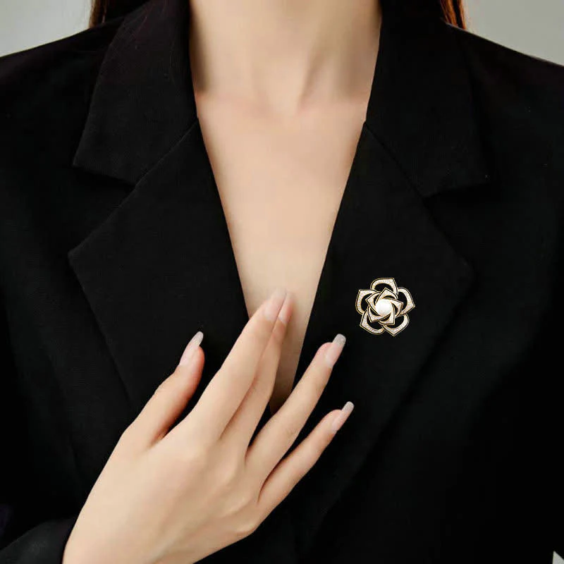 Women's Purity Camellia Pearl Brooch - Image 4