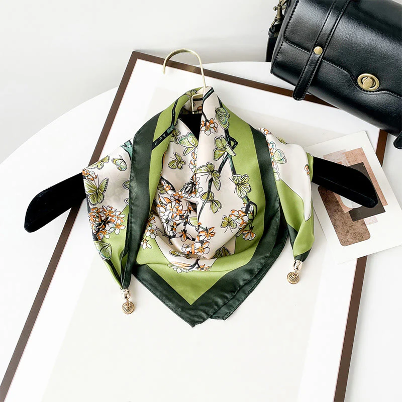 Women's Elegant Retro Art Print Lightweight Square Scarf - Image 20