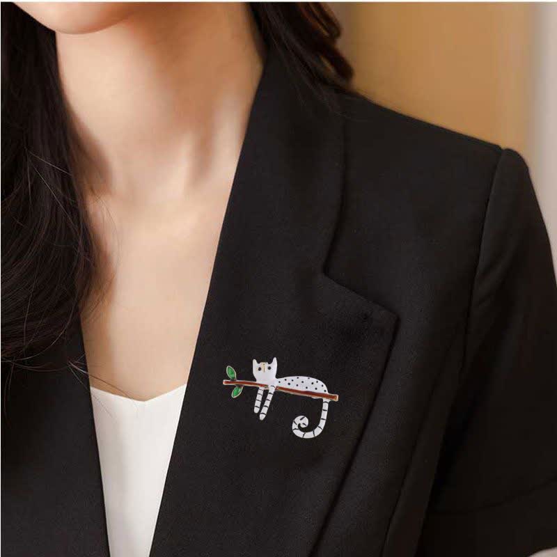 Women's Lazy Kitten Polka Dot Cat Brooch - Image 2