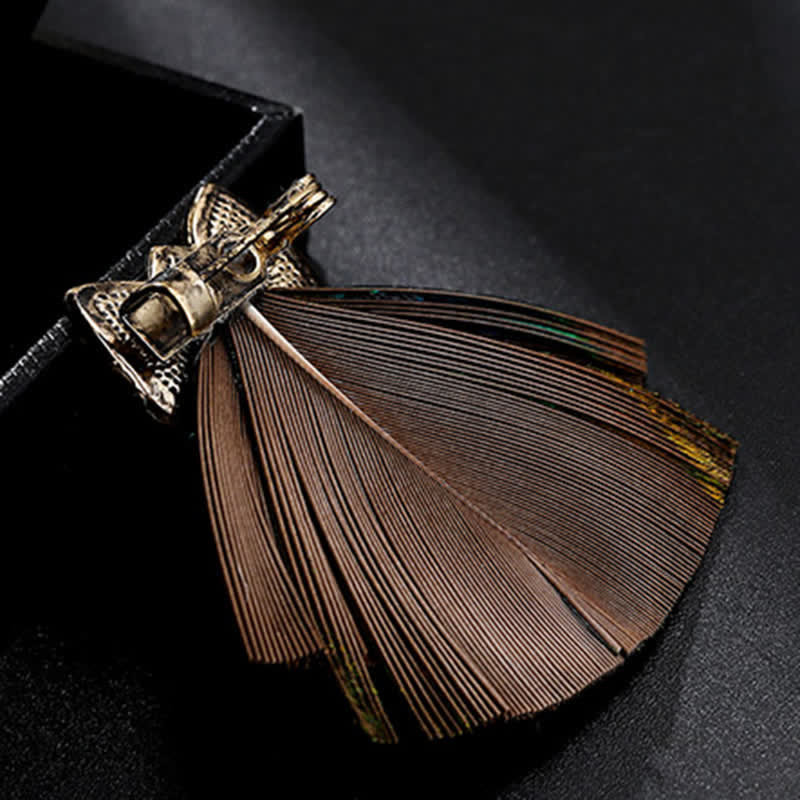Women's Lovely Owl Peacock Feather Brooch - Image 6