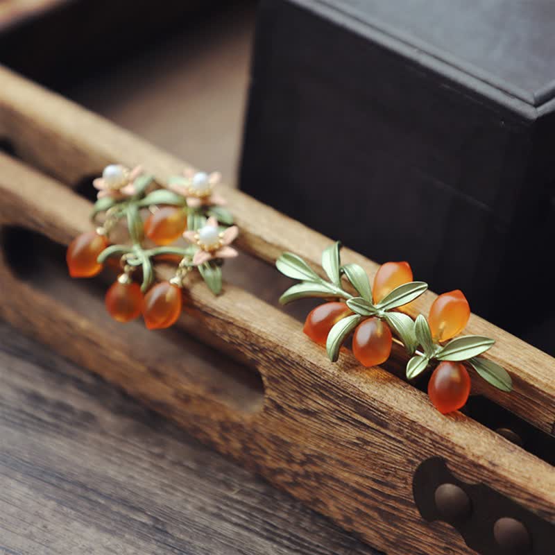 Women's Pastoral Orange Fruit Berry Brooch - Image 7