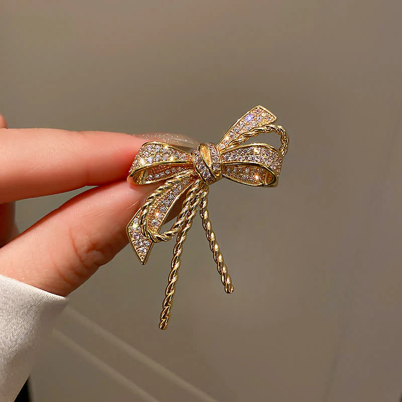Women's Pretty Bowkont Zircons Brooch - Image 3