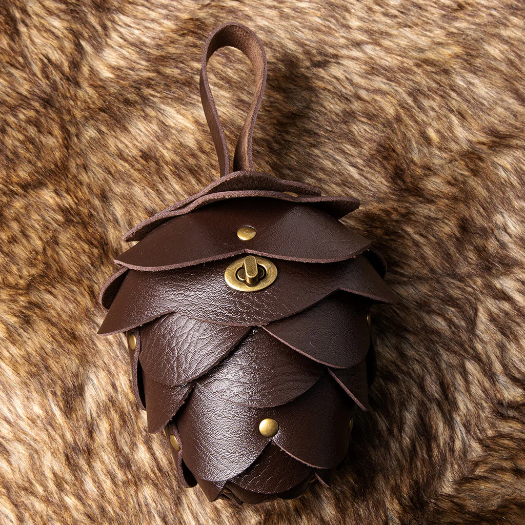 Women's Retro Chestnut-Shaped Personalized Purse Belt Bag - Image 4
