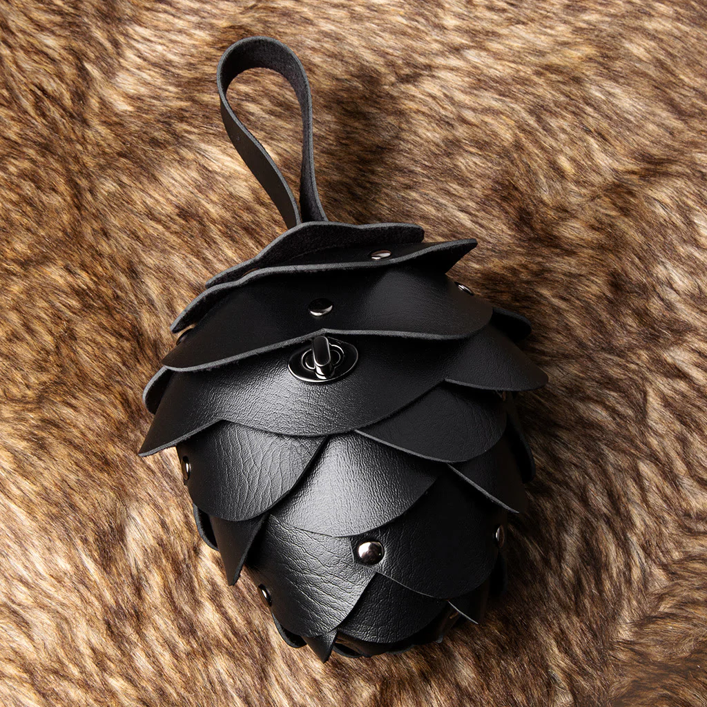 Women's Retro Pinecone-Shaped Personalized Purse Belt Bag - Image 2
