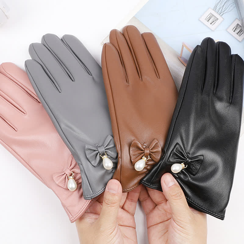 Women's Winter Velvet Pearl Leather Gloves - Image 6